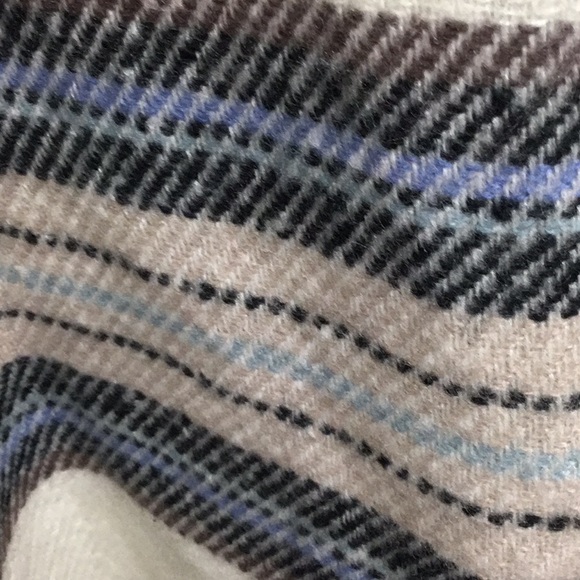 Simons Cowl Neck Cape Poncho EUC - Picture 4 of 5